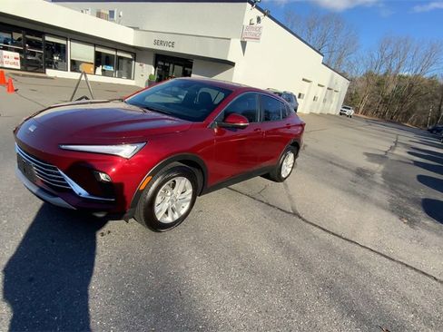 Used 2024 Buick Envista Preferred w/ Convenience II Package image 5