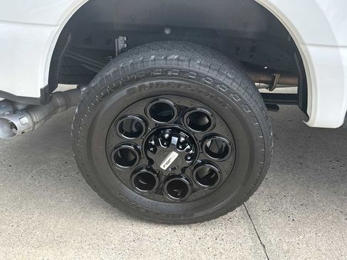 Used 2024 Ford F250 Lariat w/ Black Appearance Package image 34