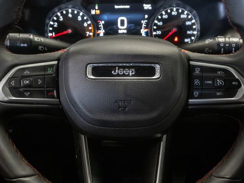 Certified 2025 Jeep Compass Trailhawk AWD/4WD image 16