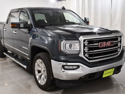 Used 2017 GMC Sierra 1500 SLT w/ SLT Premium Package image 4