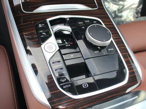 New 2026 BMW X5 xDrive40i image 13