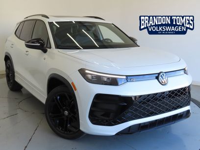 New 2026 Volkswagen Tiguan SE R-Line