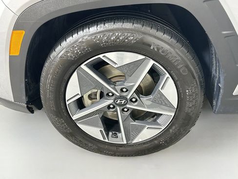 Certified 2025 Hyundai Tucson SEL image 30