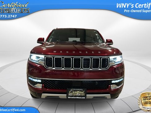 Used 2022 Jeep Wagoneer Series II image 2