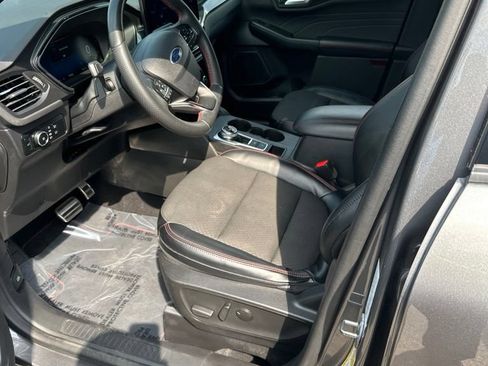 Used 2023 Ford Escape ST-Line Select w/ Tech Pack #2 AWD/4WD image 7