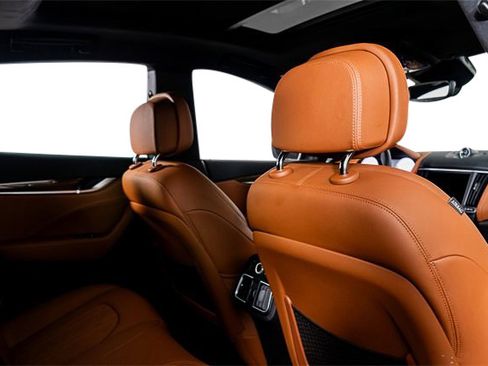Used 2022 Maserati Levante GT image 54