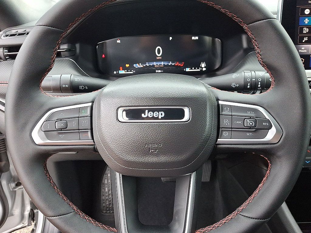 Certified 2024 Jeep Compass Trailhawk w/ Trailhawk Elite Group AWD/4WD image 16