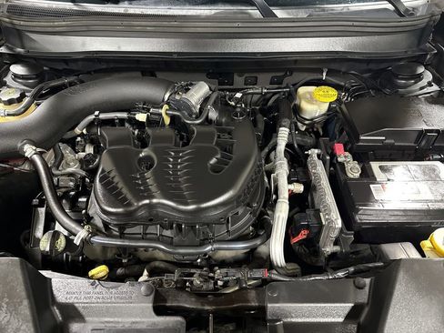 Used 2016 Jeep Cherokee Trailhawk image 25