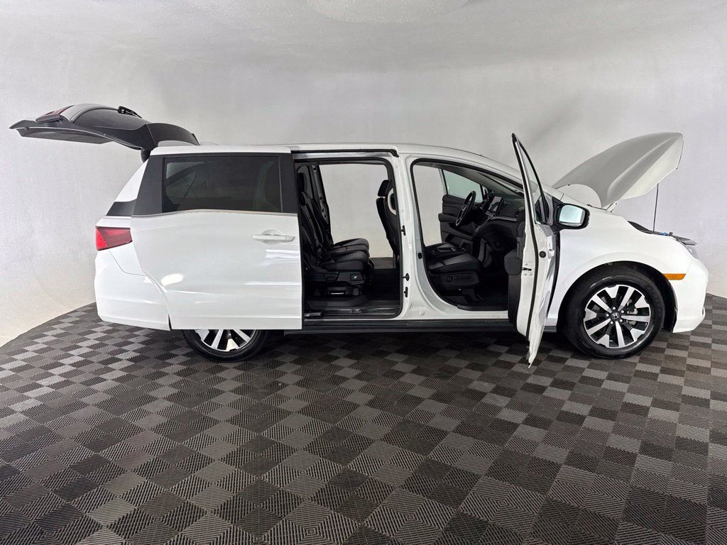 Used 2025 Honda Odyssey EX-L image 14