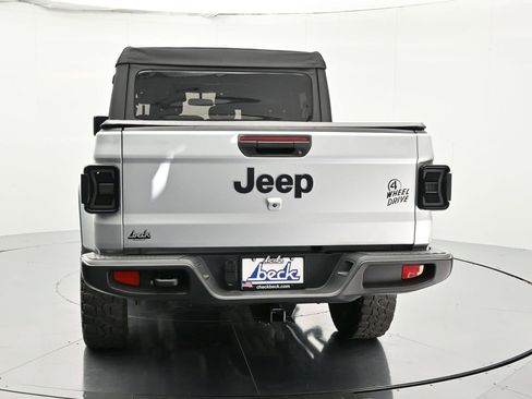 Used 2022 Jeep Gladiator Willys image 6