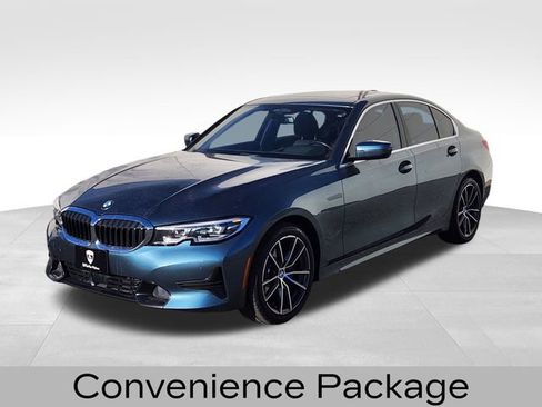 Used 2019 BMW 330i xDrive Sedan w/ Premium Package image 5