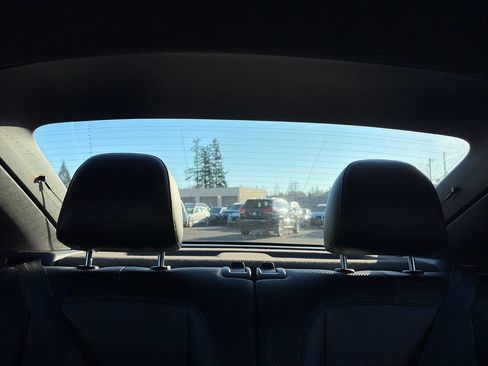 Used 2012 Volkswagen Beetle 2.5 image 38