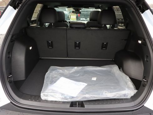 New 2026 Chevrolet Equinox RS image 22