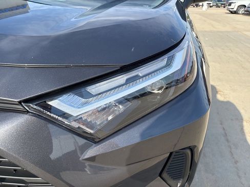 Used 2024 Toyota RAV4 LE image 9