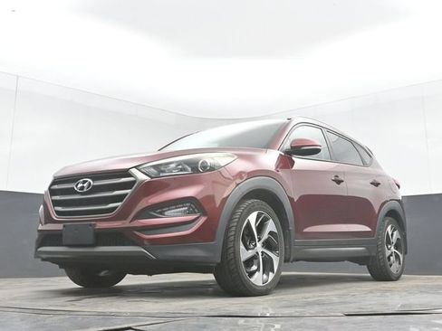 Used 2016 Hyundai Tucson Sport AWD/4WD image 43
