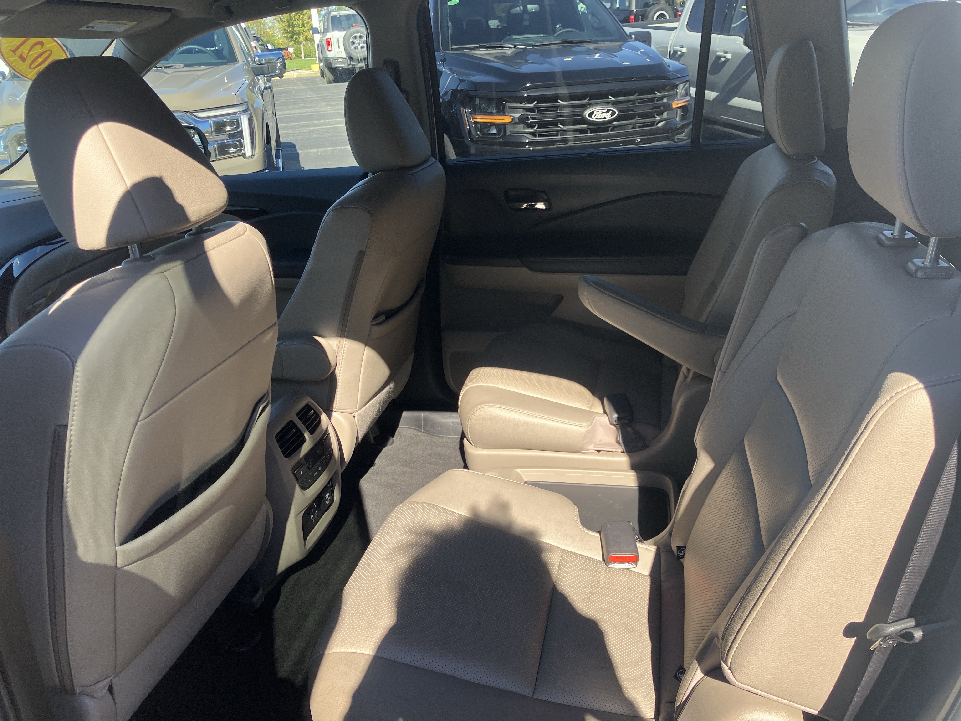 Used 2021 Honda Pilot Elite image 15