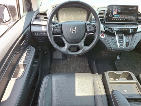 Used 2025 Honda Odyssey EX-L image 12