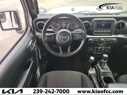 Used 2021 Jeep Wrangler Unlimited Sport AWD/4WD image 16