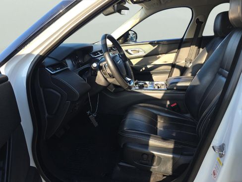 Used 2020 Land Rover Range Rover Velar S image 11