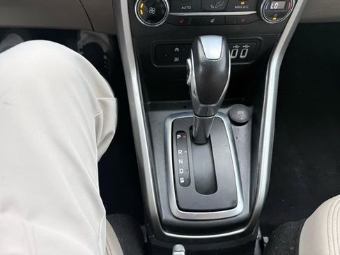 Used 2019 Ford EcoSport Titanium image 19