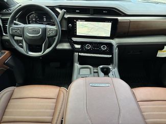 New 2025 GMC Sierra 3500 Denali Ultimate video 2