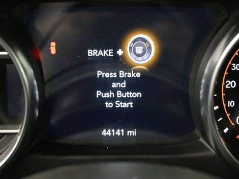 Used 2023 Jeep Wrangler Unlimited Sahara w/ Cold Weather Group AWD/4WD image 13