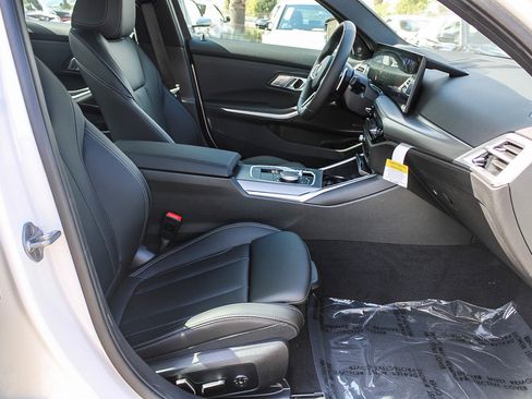 New 2026 BMW 330i Sedan w/ M Sport Package RWD image 14