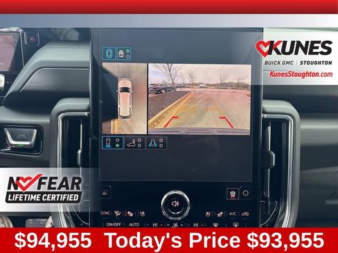 New 2026 GMC Yukon XL Denali image 38