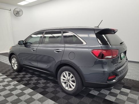 Used 2020 Kia Sorento LX w/ LX I4 Convenience Package FWD image 3