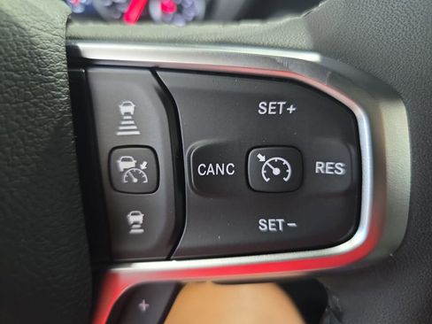 New 2026 RAM 1500 4x4 Crew Cab image 18