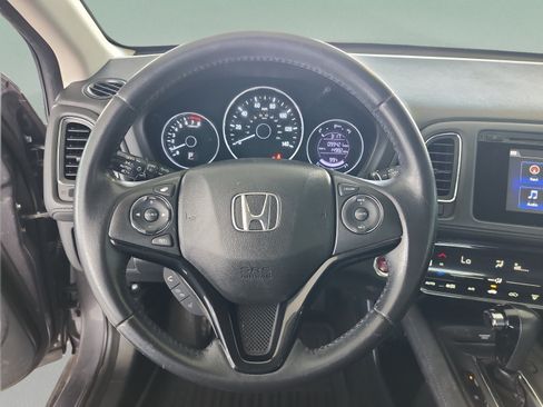 Used 2018 Honda HR-V EX-L image 12