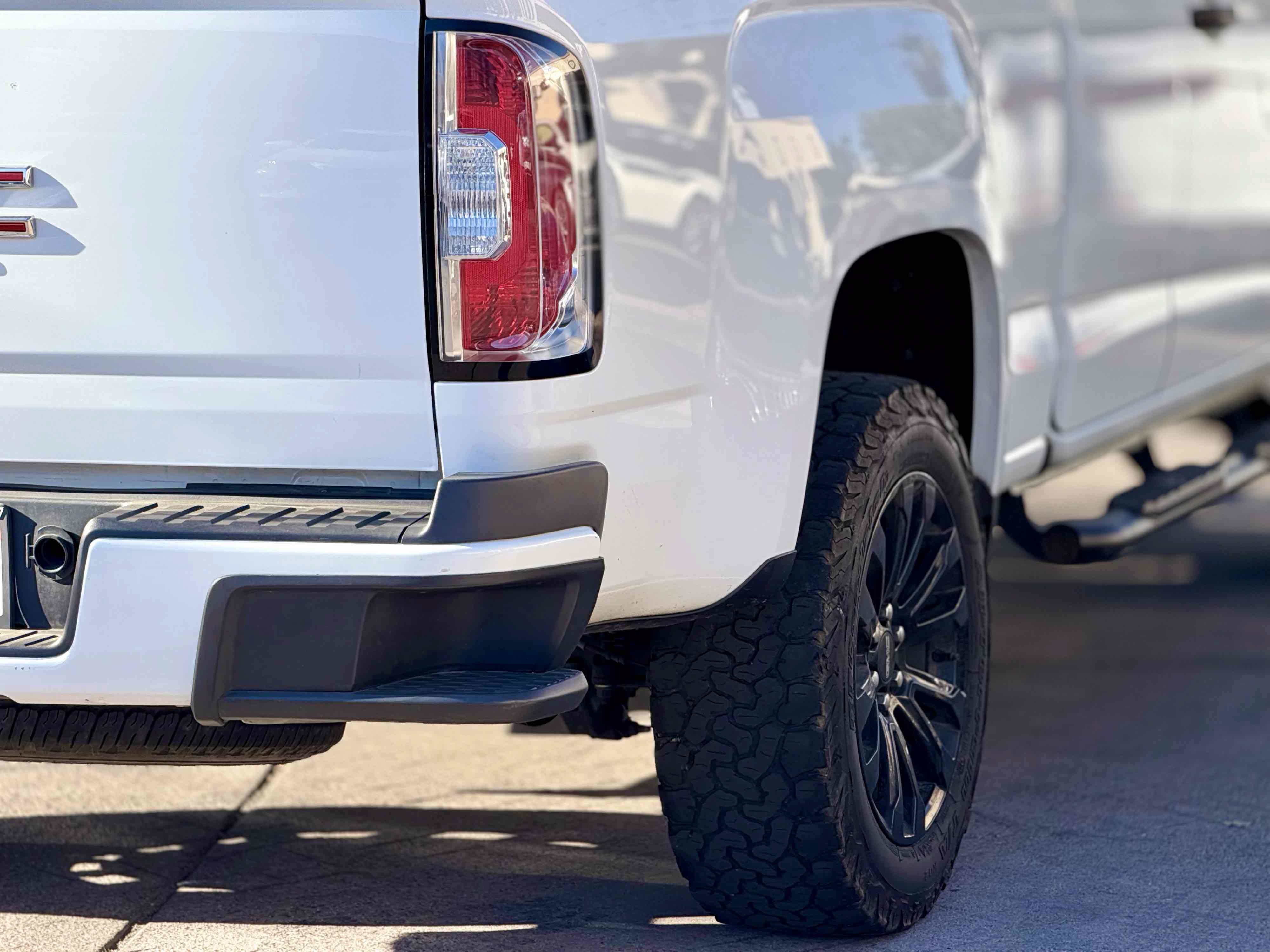 Used 2022 GMC Canyon Elevation Standard w/ Convenience Package RWD image 14