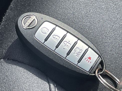 Used 2025 Nissan Altima 2.5 SV image 21