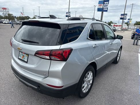 Used 2022 Chevrolet Equinox LT FWD image 10