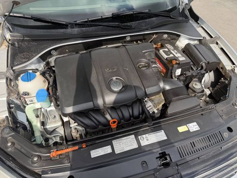 Used 2012 Volkswagen Passat 2.5 S FWD image 13
