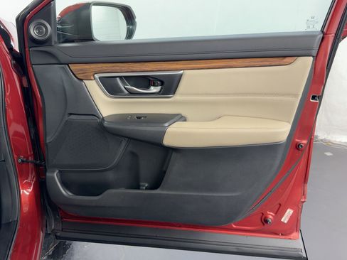 Used 2018 Honda CR-V Touring image 27