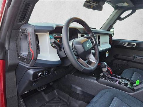 New 2026 Ford Bronco Heritage Edition image 3
