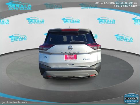 Used 2021 Nissan Rogue SV image 4