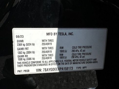 Used 2023 Tesla Model Y Long Range AWD/4WD image 16