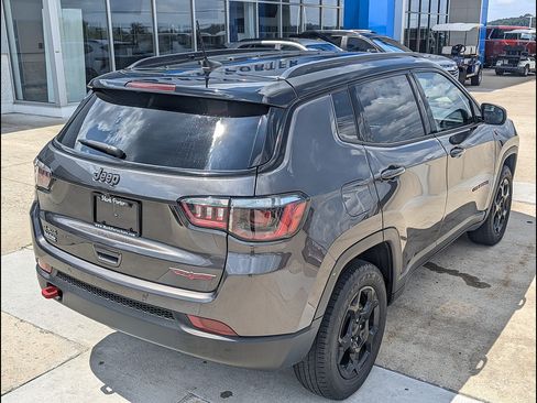 Used 2023 Jeep Compass Trailhawk AWD/4WD image 7