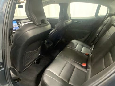 Used 2025 Volvo S60 B5 Core AWD/4WD image 13