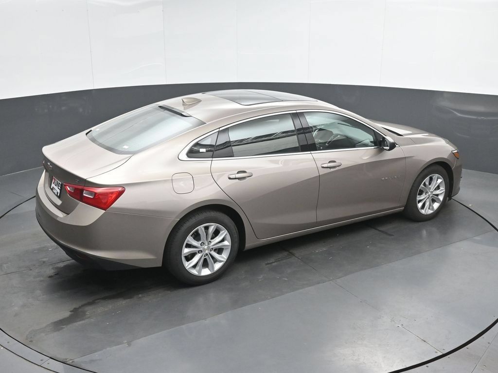 Used 2024 Chevrolet Malibu LT FWD image 32