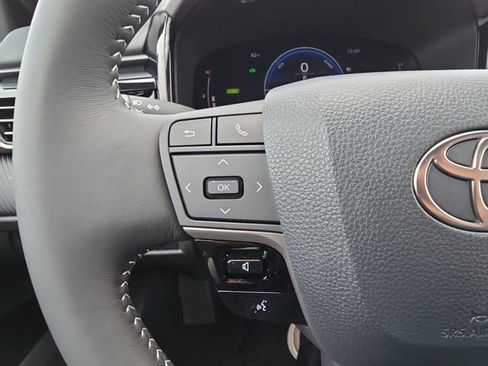 New 2026 Toyota Camry SE AWD/4WD image 16