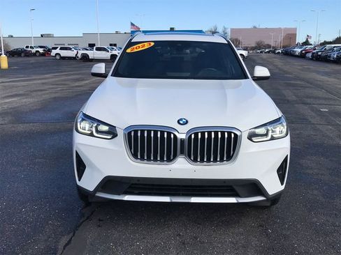 Used 2023 BMW X3 xDrive30i AWD/4WD image 2