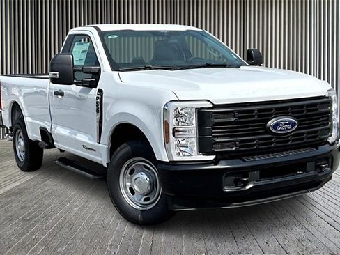 New 2025 Ford F250 XL image 2