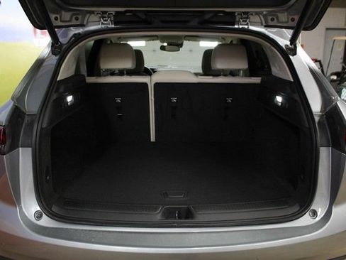 Used 2023 Buick Envision Preferred FWD image 5