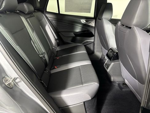 New 2026 Volkswagen ID.4 Pro S image 11