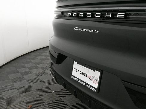 New 2025 Porsche Cayenne S image 44