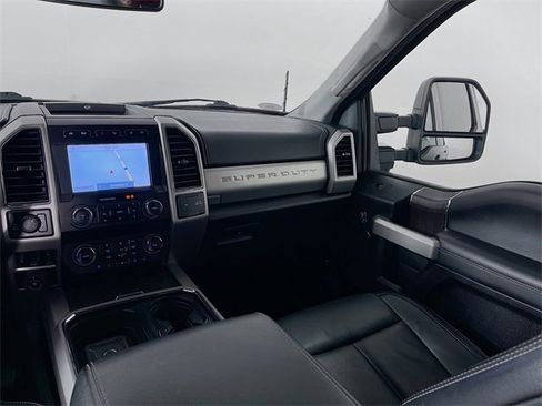 Used 2020 Ford F350 Lariat w/ Lariat Ultimate Package image 24