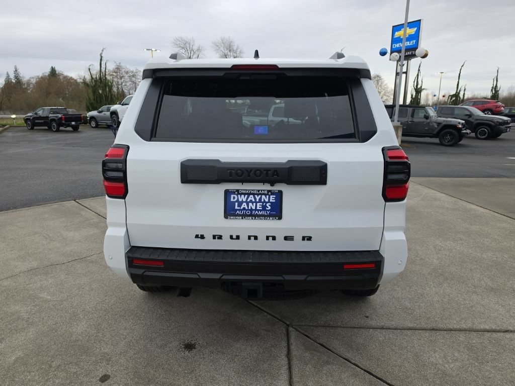 Used 2025 Toyota 4Runner TRD Off-Road AWD/4WD image 5